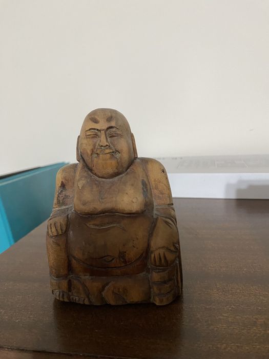 Сувениры, пано из кожи и дерева