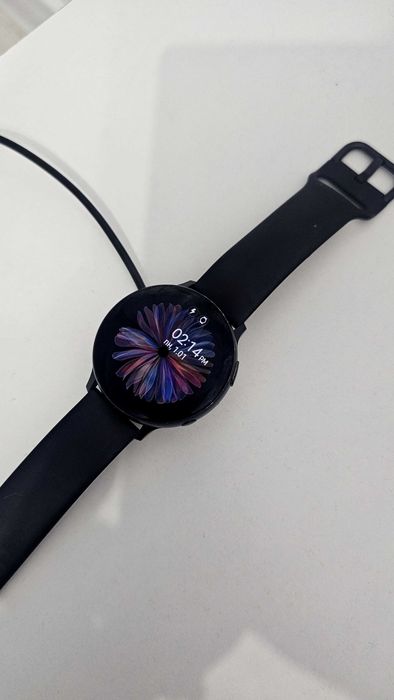 Smart часовник -> Samsung Galaxy Watch Active2