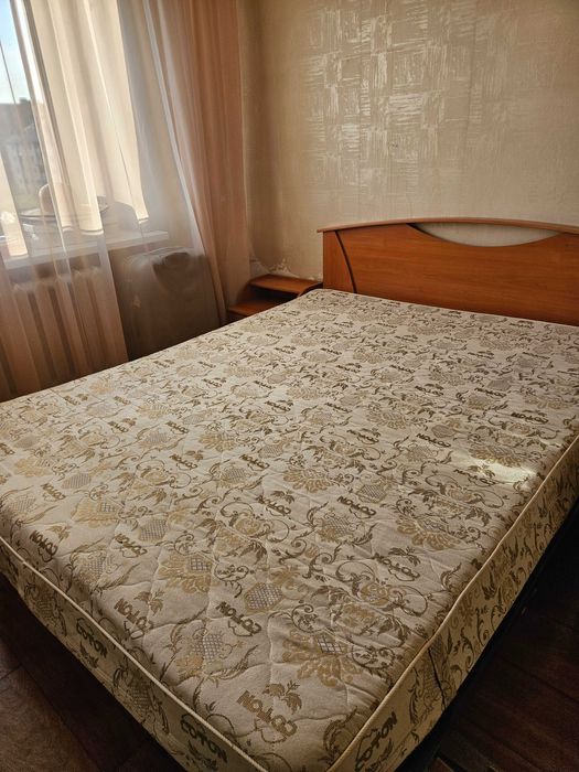 Кровать двуспальная
