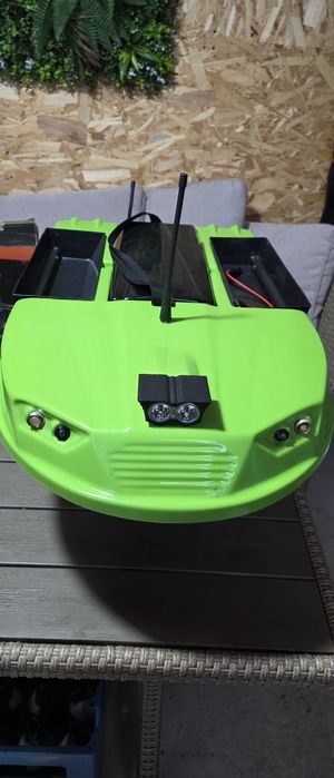 Navomodel plantat Discovery Bait plus Sonar Lucky