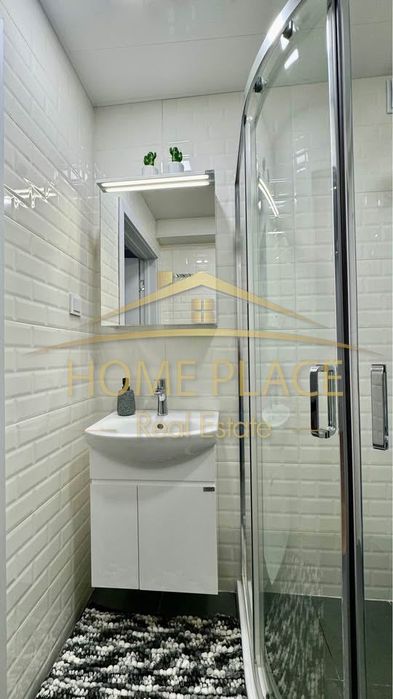 Дава се под наем Двустаен апартамент в Варна, Център - 70 кв.м за 693.6 € - Снимка #6