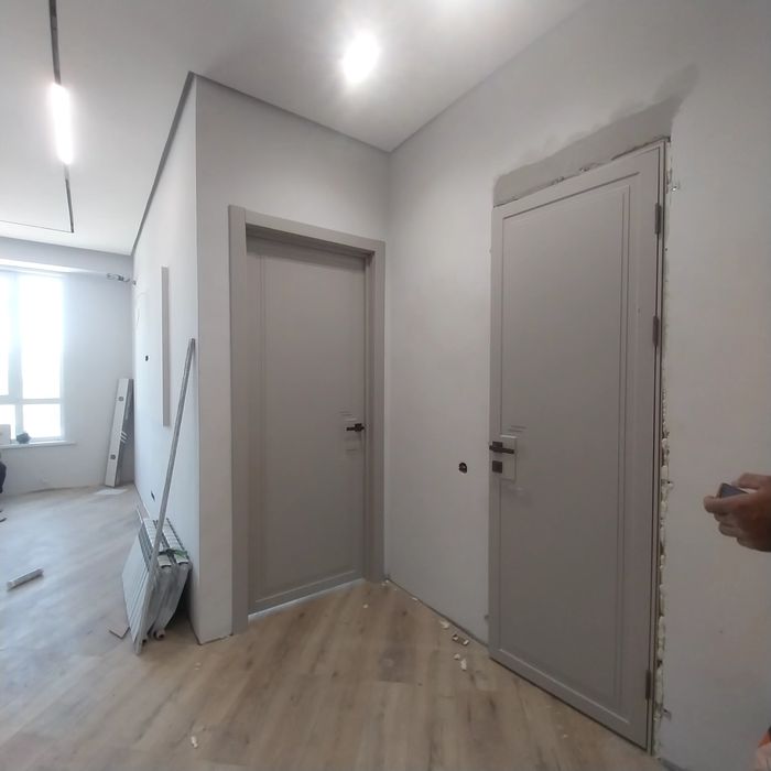 Установка дверей.