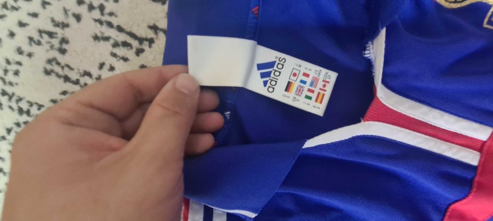 Tricou Zidane Adidas de colecție mărimea S
