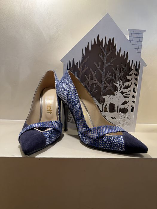 Сини елегантни обувки