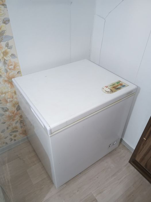 Морозильник продам