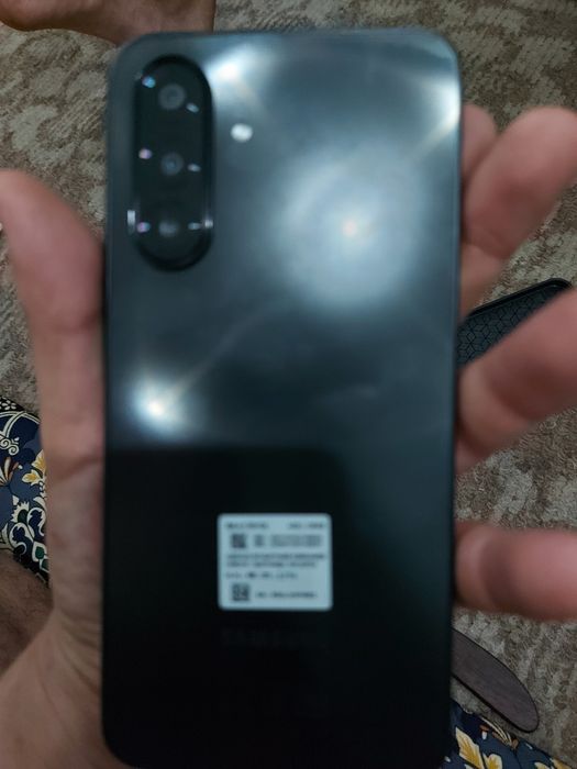 Samsung A 17  yangi