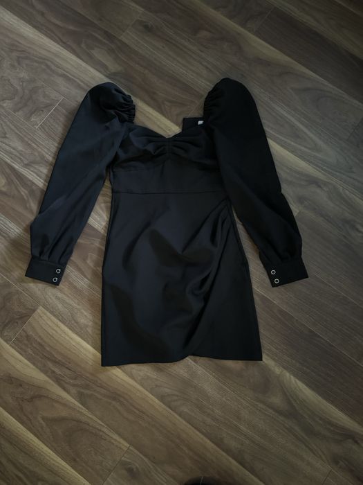 Платья разные, брендовые .