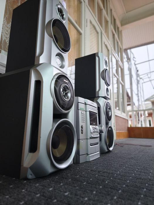 Sony музикални сентр