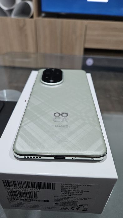 Huawei Nova 13 Pro Със 2 Години гаранция