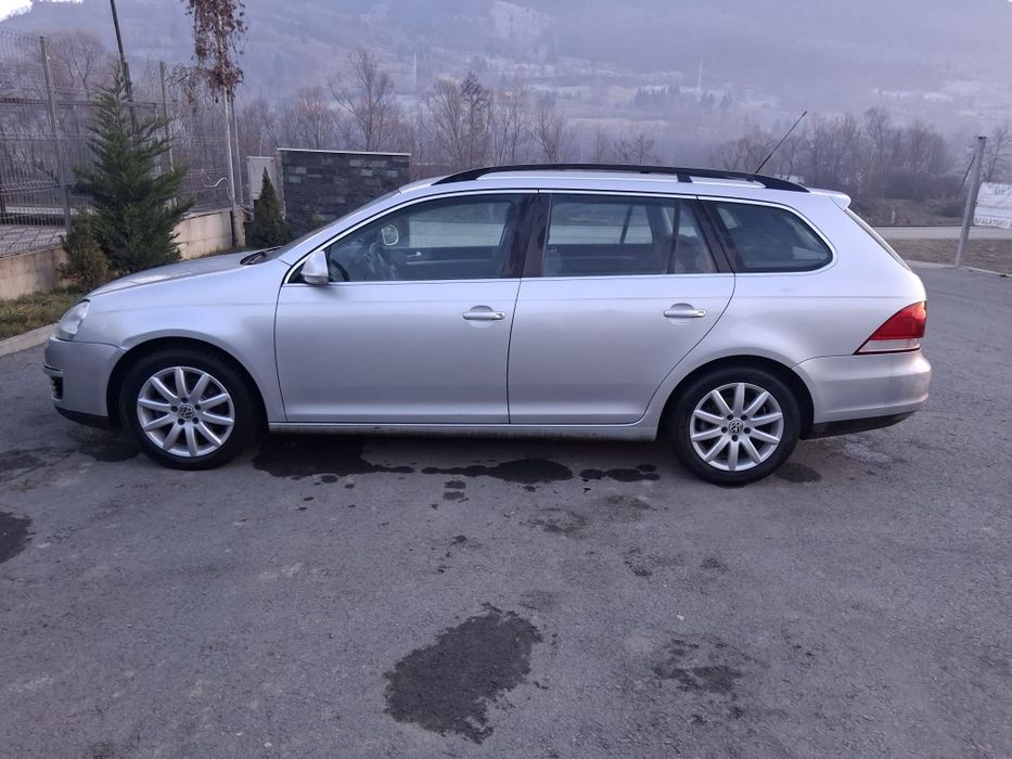 Vând golf 5,merge bine