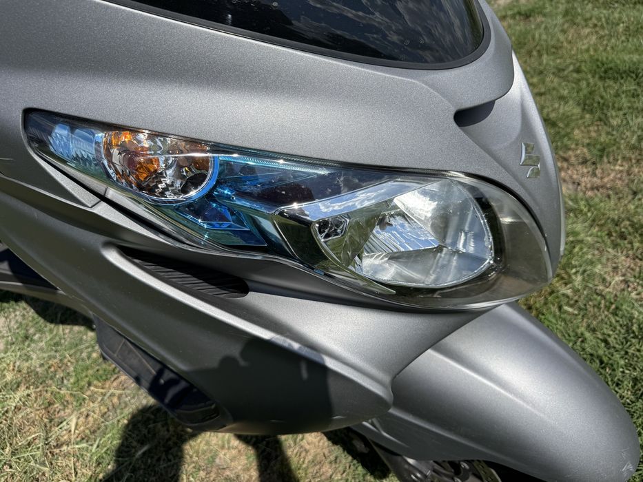 Suzuki Burgman 400  abs 2015г.