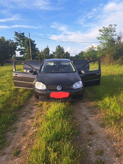 Vând golf 5  116cP