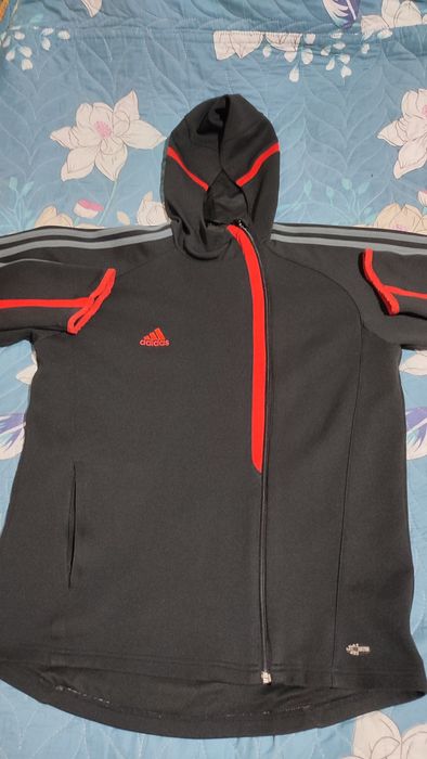 Продается олимпийки ADIDAS.