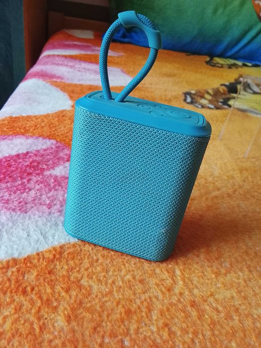 Vând două boxe audio