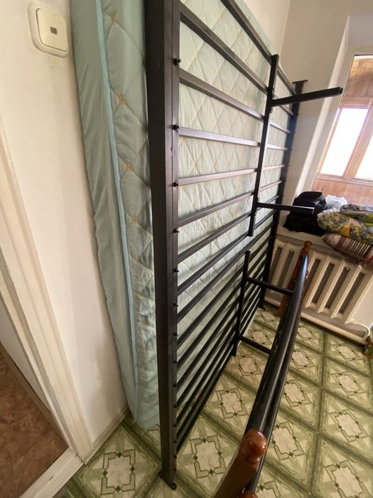 Кровать с матрасом в подарок