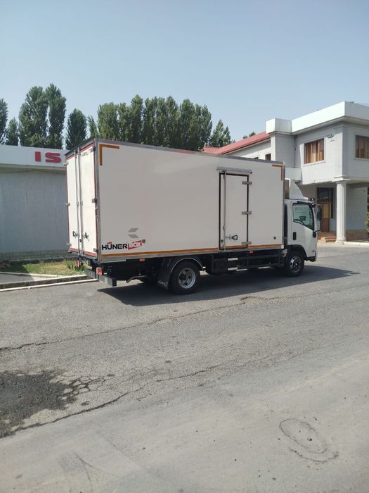 ISUZI     NPR     75