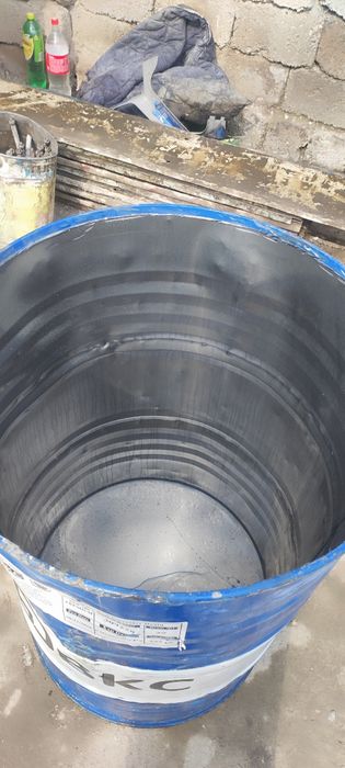 Bochka temir bochkala sotilad