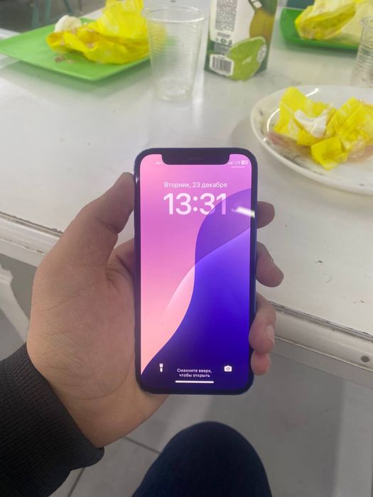 Айфон 12 мини холати яхши