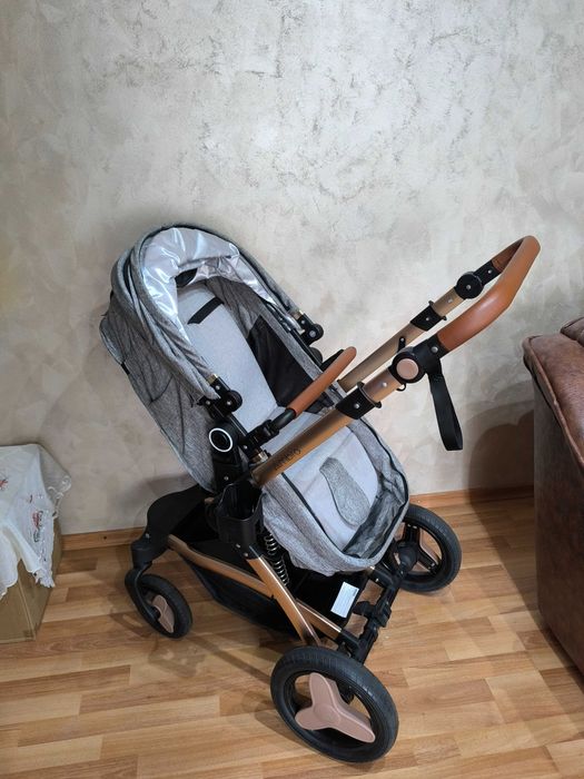 Carucior Coccolle Ambra  3 in 1. Scoica, landou, Parte sport, transformabil, reversibil
