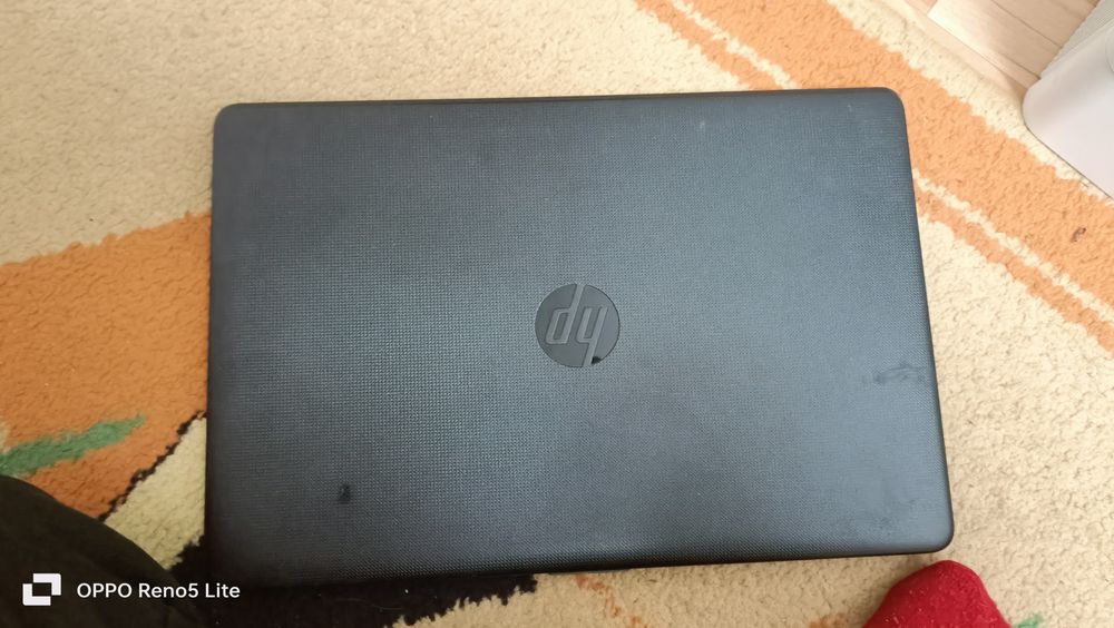 Ноутбук HP и принтер
