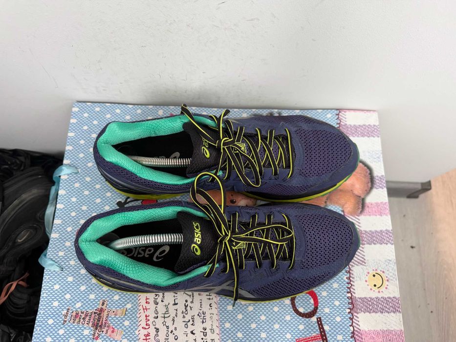 Asics GT-2000 4 Gore-Tex''оригинални маратонки 44.5 номер