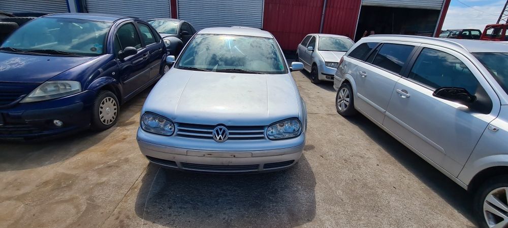 Volkswagen Golf 4 1.9 TDI на части