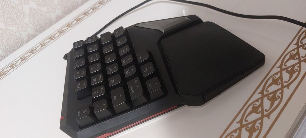 Игровая клавиатура Delux GTK-T9 Plus