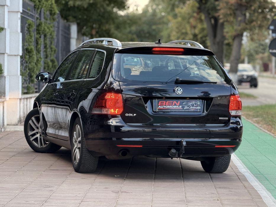 Vand Golf VI 1,2 Benzina  Impecabila Recent Adusa