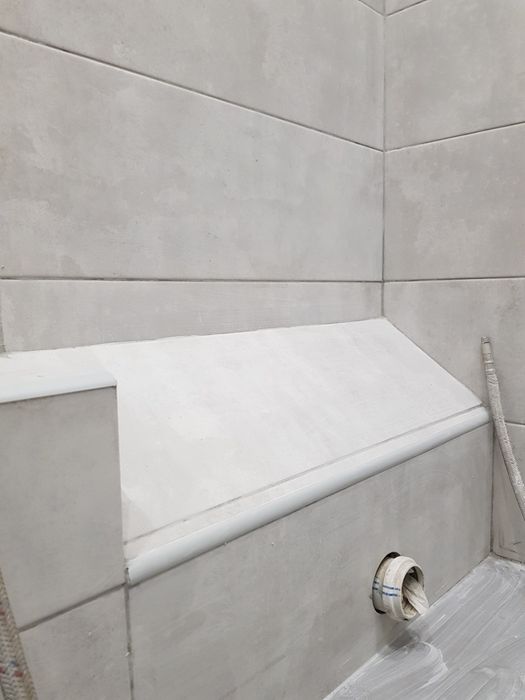 Сантехник, кафельщик