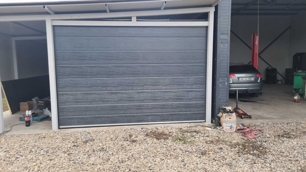 uși de garaj automatizate
