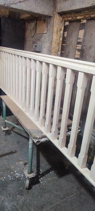 Дървен парапет по размер