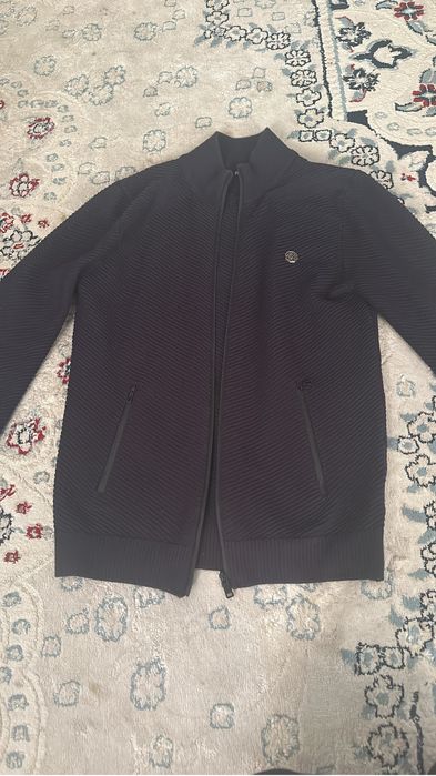 Хорошая мужска одежна