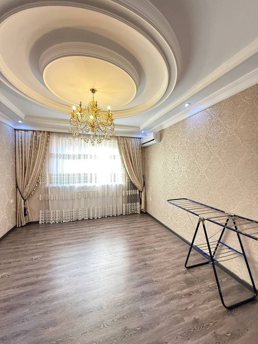 ChilonzorSotiladi dombrabod gavxar7/5 mahalla  85kv mebel texnikasi