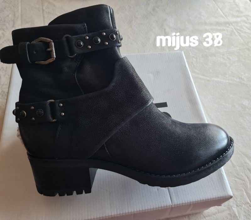 Botine Bibi Lou, Exe, Mijus