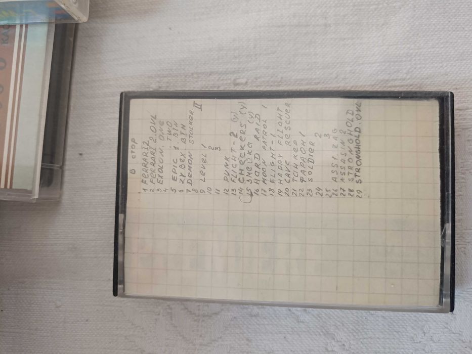 Игры компьютерные  на кассете и нгмд (без компьютера)