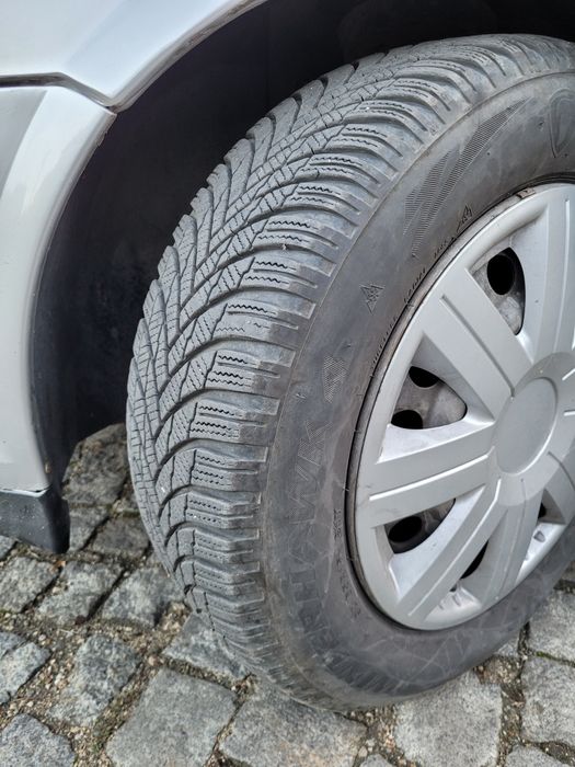 Opel Vectra 1.6 100кс