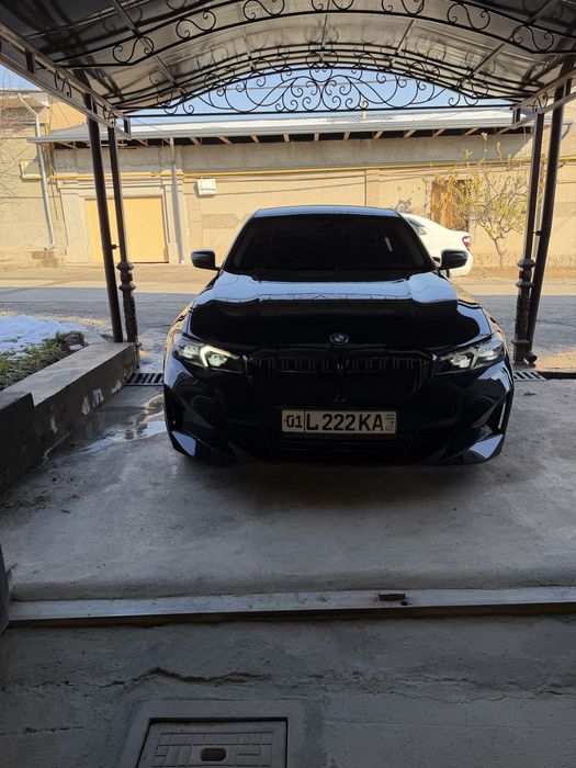 BMV i3 35L 2023 Full