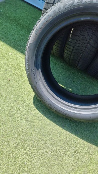 245.50.19 pirelli iarna