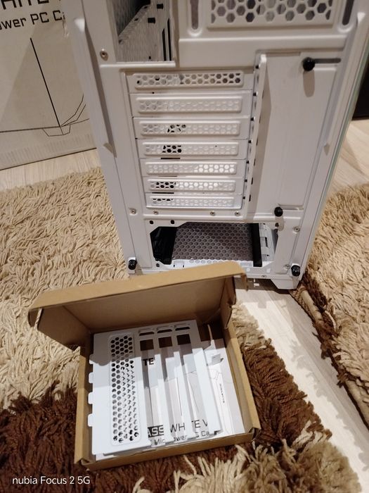 Carcasă Pc Gigabyte