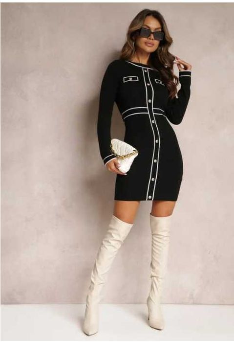 Rochie neagra cu nasturi decor aurii