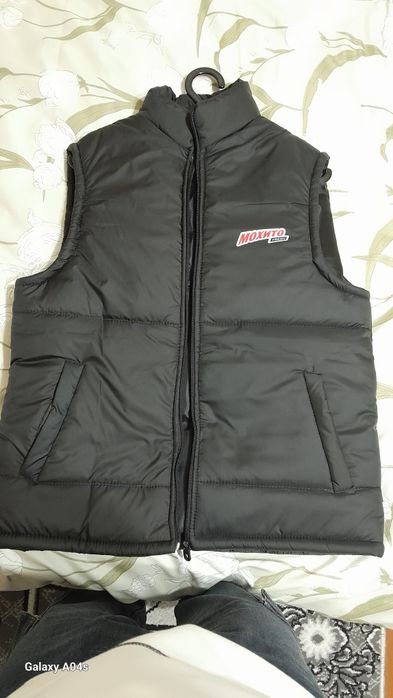 Стильная безрукавка