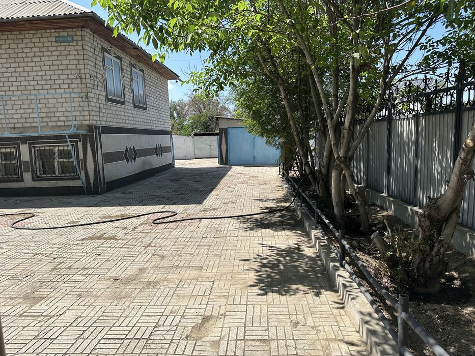 Продам двухэтажный дом в Балык Би