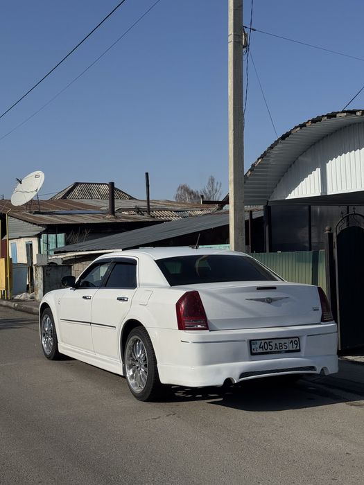 Chrysler 300c 2008г 3.5