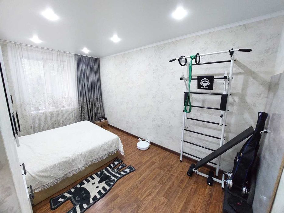 Продам 3 комн. кв., в районе Дворца Молодежи