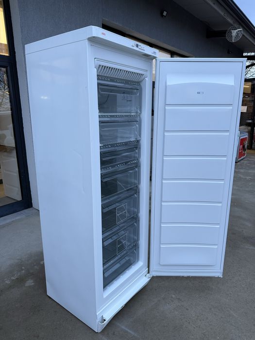 Фризер AEG No Frost 180 см