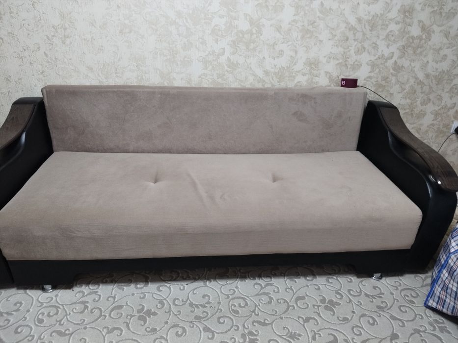 Продам диван самовывоз