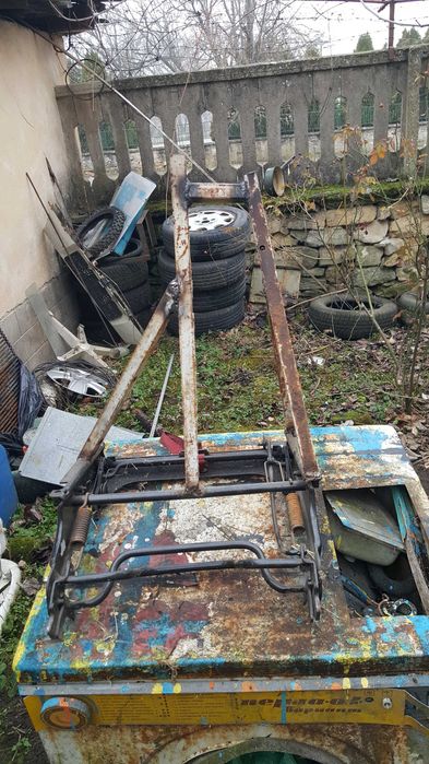 Стойка за кросов мотор 50 , 65 , 85 cc.Подходяща за Шаран,Алхамбра.