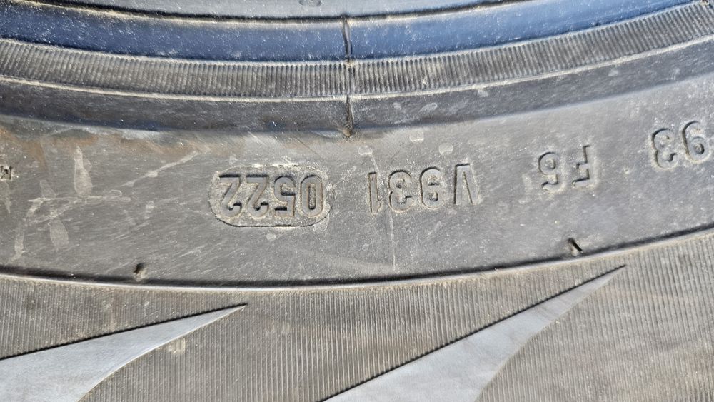 4бр Гуми 245 65 17 пирели дот 22