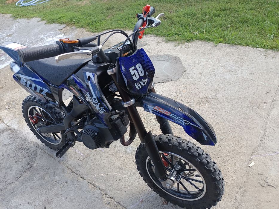 Vând cross copii 49cc