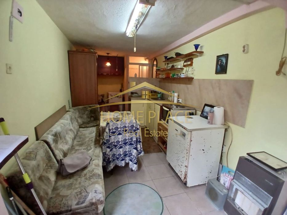 Продава се Гараж / Паркомясто в Варна, Погреби - 18 кв.м за 2334 €/кв.м - Снимка #2